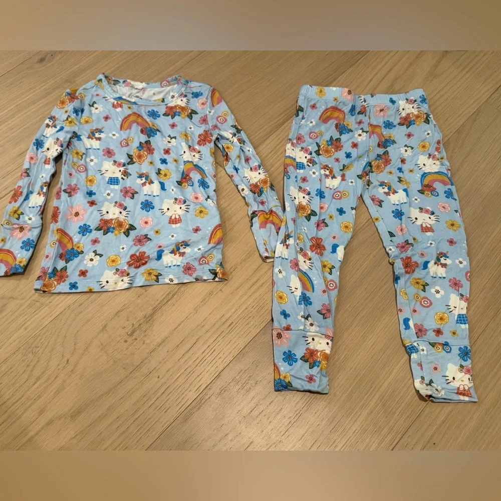 Posh Peanut x Hello Kitty Sanrio bamboo viscose pajamas 2T